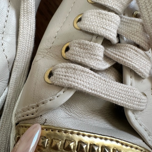 Michael Kors Sneakers - Picture 2 of 9